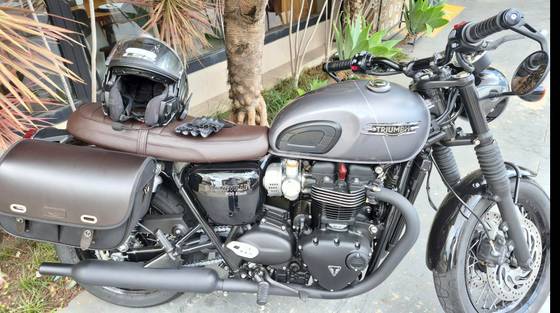 TRIUMPH BONNEVILLE T120 BLACK 1200 TRIUMPH BONNEVILLE T120 BLACK 1200